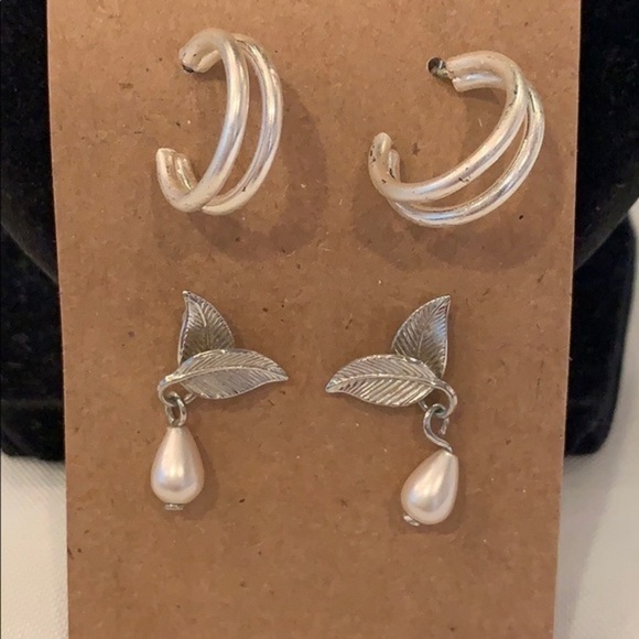 💐5/25 hoop faux pear shaped pearl leaf earrings - Picture 1 of 7